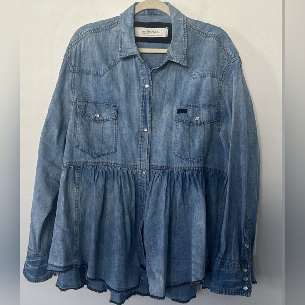 We The Free, Free People Denim Women's Top - Picture 3 of 6